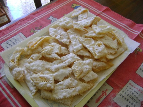 Chiacchiere, galani, crostoli